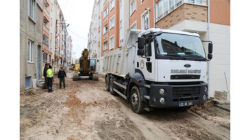 Yol Düzenleme Çalışmaları Devam Ediyor.