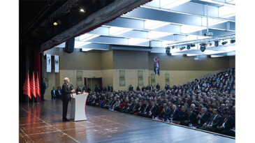 Kemal Kılıçdaroğlu “Bir Ağaç Gibi Tek ve Hür ve Bir Orman Gibi Kardeşçe Yaşamak İstiyoruz”