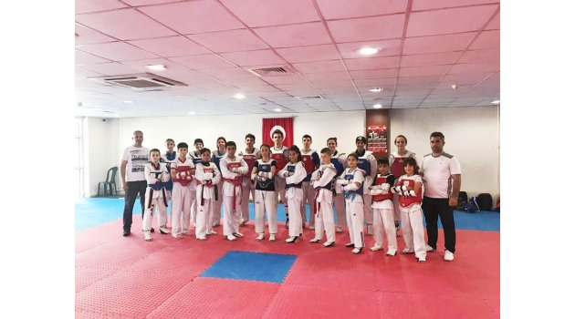 Taekwondocular Ortak Antrenmanlara Devam Ediyor