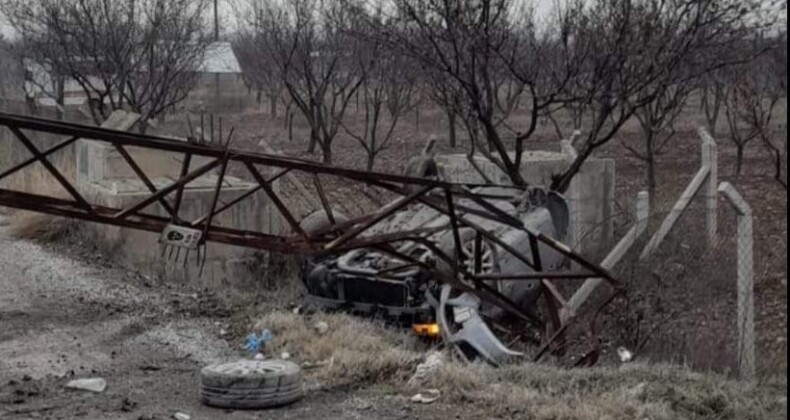 Yola düşen kabine çarpan otomobil takla attı: 2 yaralı