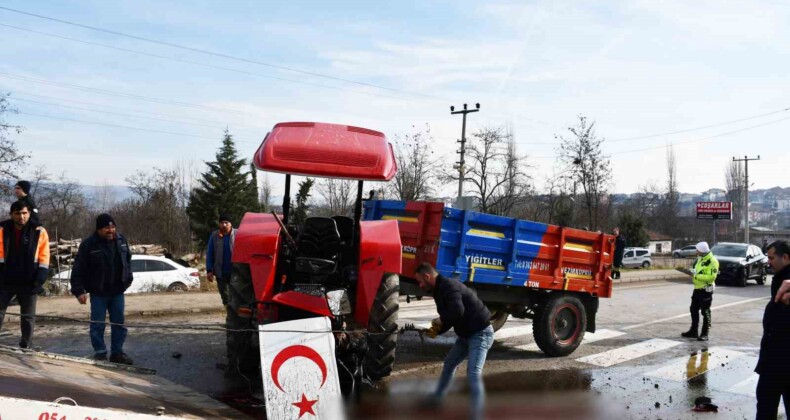 Traktör ile hafriyat kamyonu çarpıştı: 1 ölü