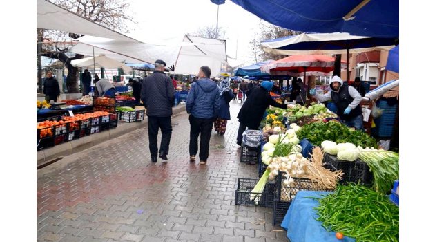 Pazardaki Etiketsiz Ürünler Düşündürdü