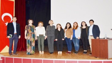 “Sağlık Hizmetlerinde Kariyer” Semineri Düzenlendi