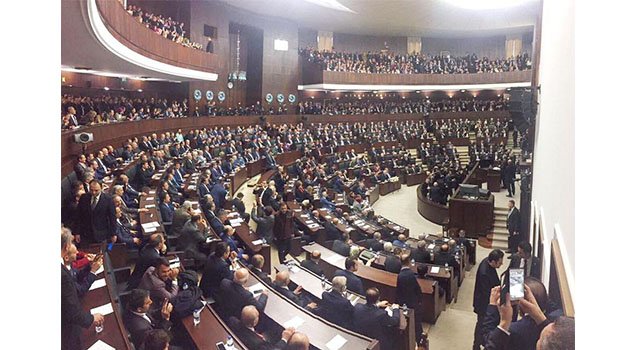 Başbakan Yıldırım “Hizmette Siyaset Olmaz”