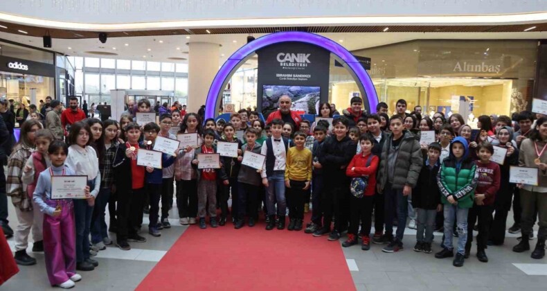 Başkan Sandıkçı: "Canik’ten geleceğe bilim ve teknolojiyle kuşanan bir nesil geliyor"