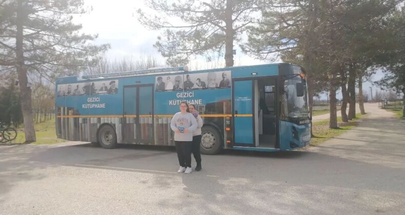 Gezici Kütüphane Öğrencilerle Buluşuyor