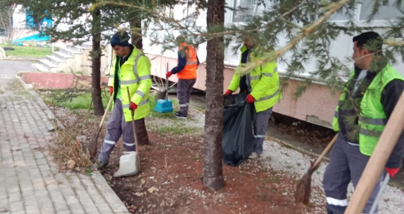 Temizlik Çalışmaları Aralıksız Sürüyor