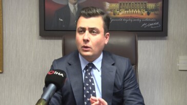 AK Partili Gökçek, Yılmaz Büyükerşen hakkında suç duyurusunda bulunacağını açıkladı