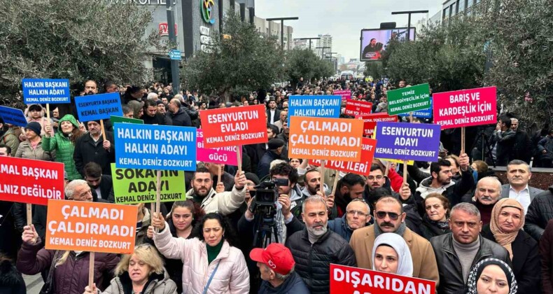 CHP’den yeniden aday gösterilmeyen Esenyurt Belediye Başkanı Bozkurt’a vatandaşlardan destek