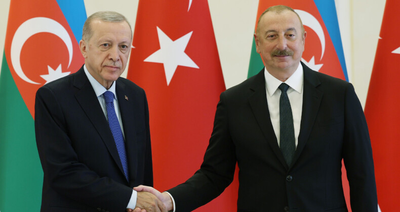 Cumhurbaşkanı Erdoğan, Azerbaycan Cumhurbaşkanı Aliyev ile görüştü