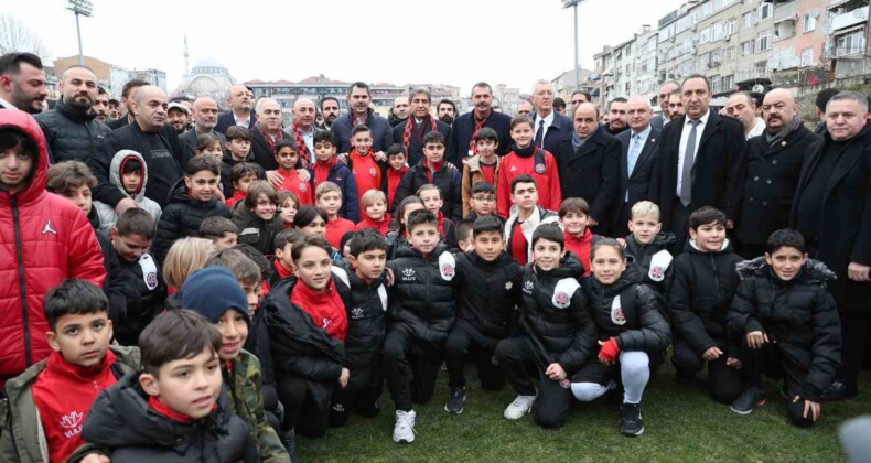 İBB Başkan Adayı Kurum’dan Karagümrükspor’a müjde: “Yeni tesisimizi el ele verip İstanbul’umuza kazandıracağız”