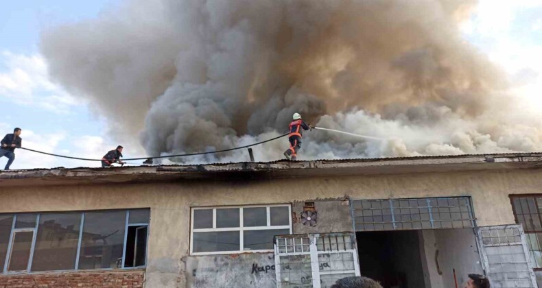 Malatya’da sanayi sitesinde korkutan yangın