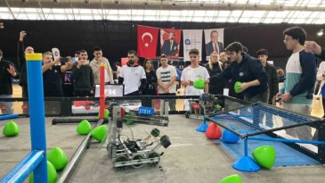 Geleceğin mühendisleri robot tasarladı