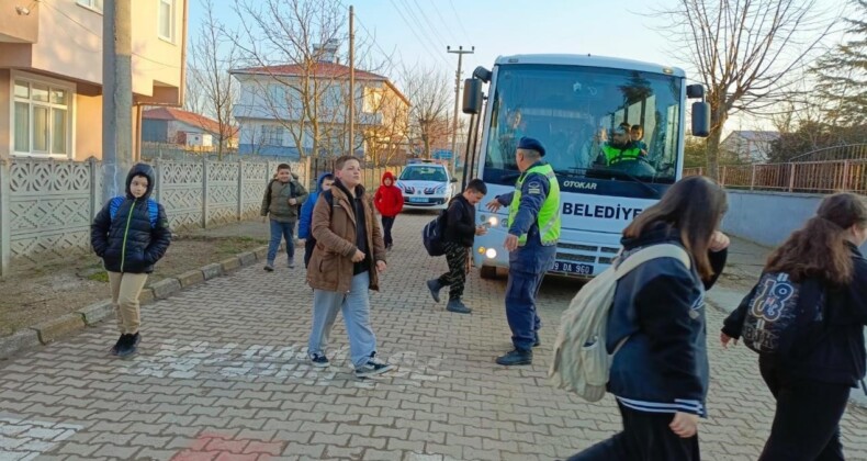 Kırklareli’de okul servisi denetimleri sıklaştırıldı